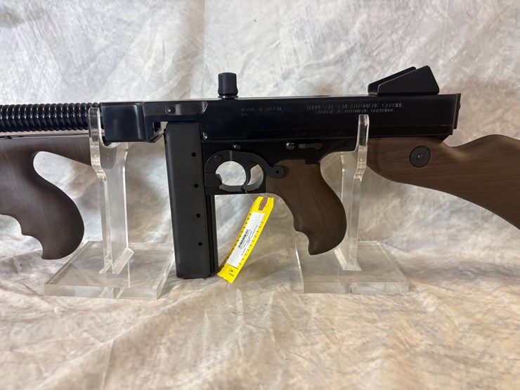 #3001-•-thompson-model-1927-a1,-45-acp-cal.-rifle,-sn:-kpc1084-image-7