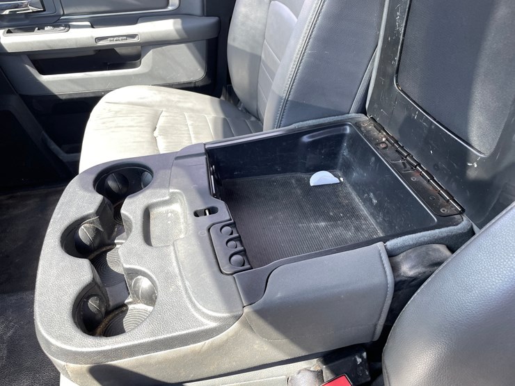 2014-dodge-ram-1500-image-26