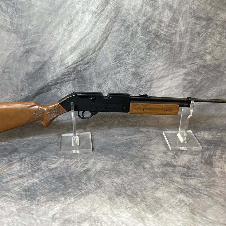 #3075 • Crosman Model 760-C Pumpmaster, .177 Cal. Air Rifle, SN: 987504463