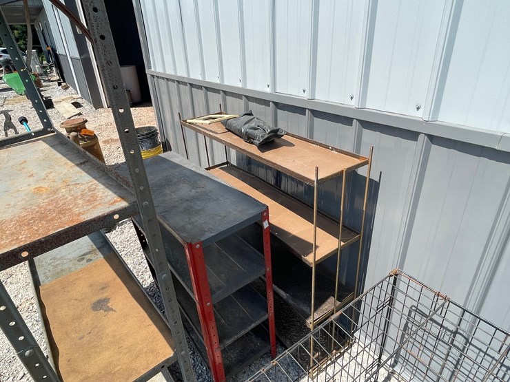 #2508-•-(3)-metal-shop-shelves-image-6