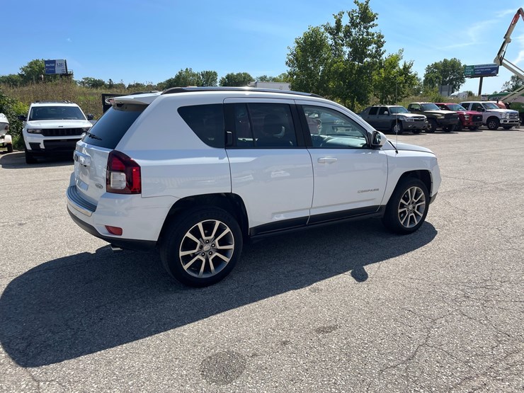 2016-jeep-compass-image-5