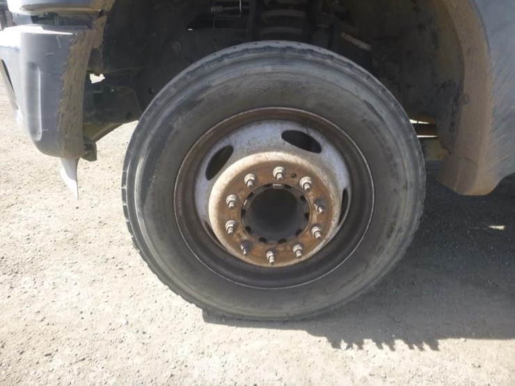 2012-ford-f450-image-15