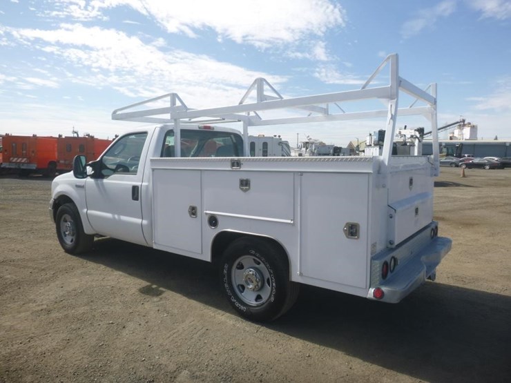 2005-ford-f350-image-4