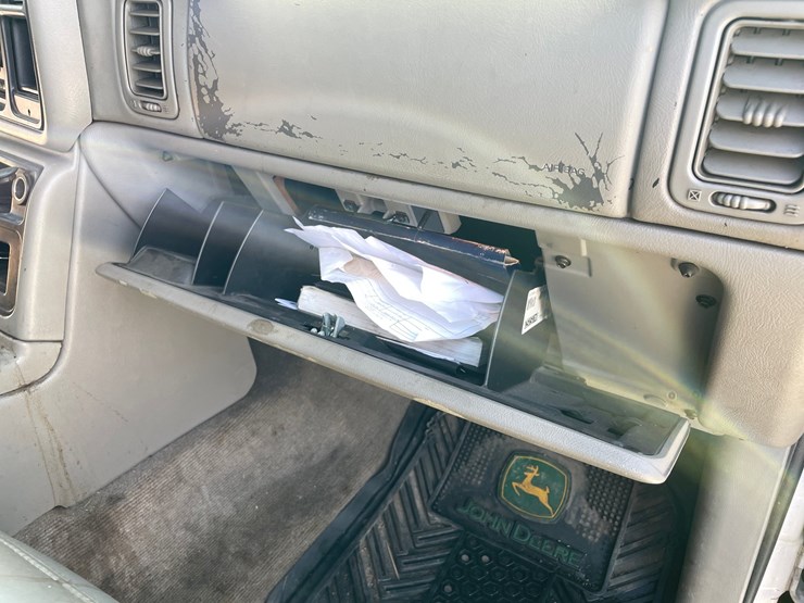2003-chevrolet-silverado-3500-image-41