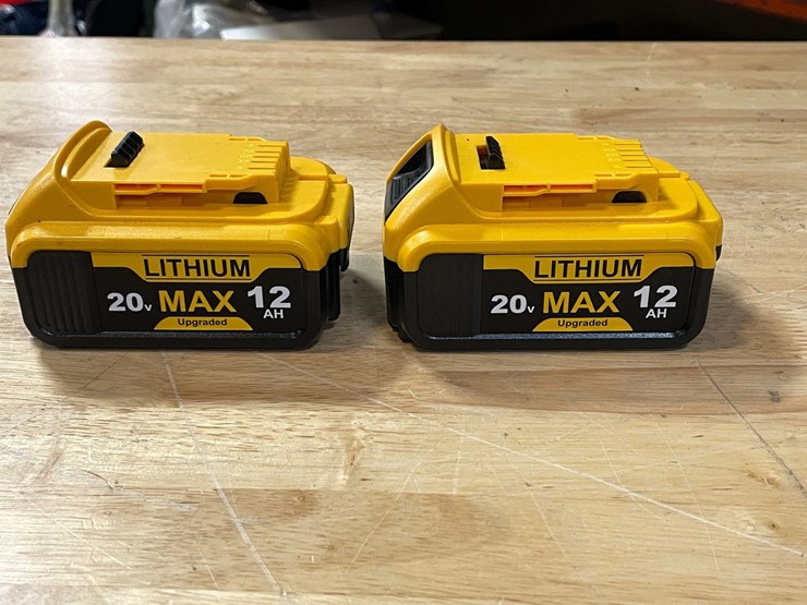 #8561-•-(2)-20v-batteries-(pr13)-image-2