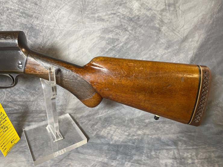 #3057-•-browning-auto-5-light-twelve,-12-ga.-shotgun,-sn:-298999-image-9