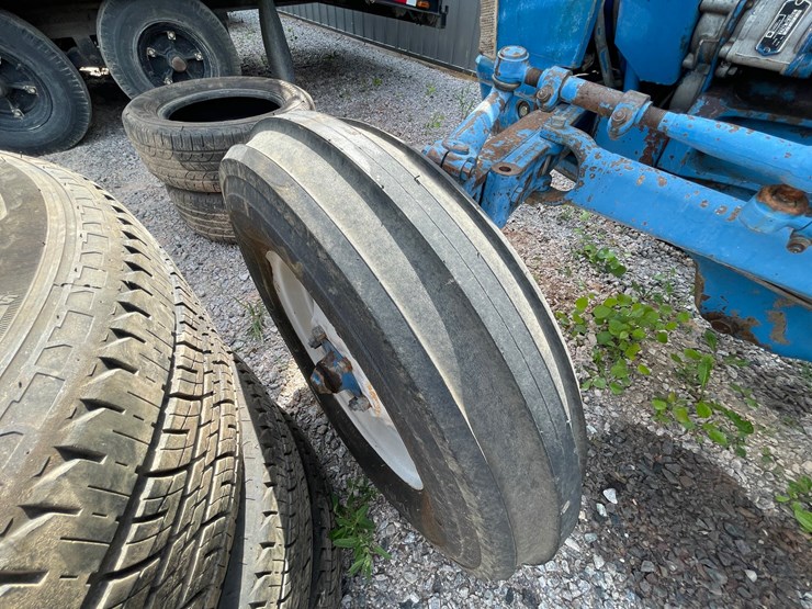 ford-3000-image-13