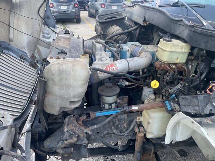 2003-international-durastar-4300-image-43