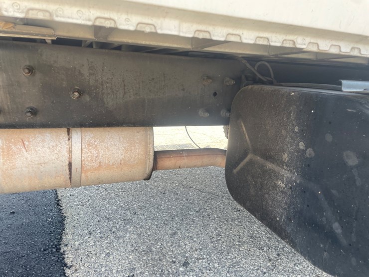 2003-international-durastar-4300-image-30