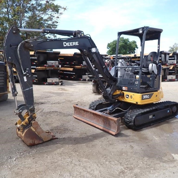 2023 DEERE 35G