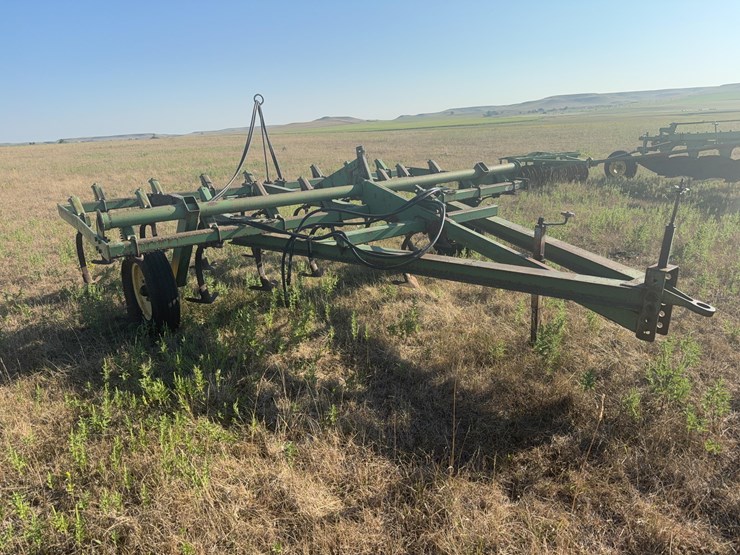 john-deere-1000-image-2