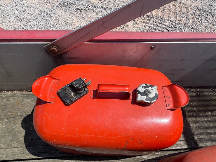 #2499-•-johnson-trolling-motor-and-(2)-boat-fuel-cans-image-4
