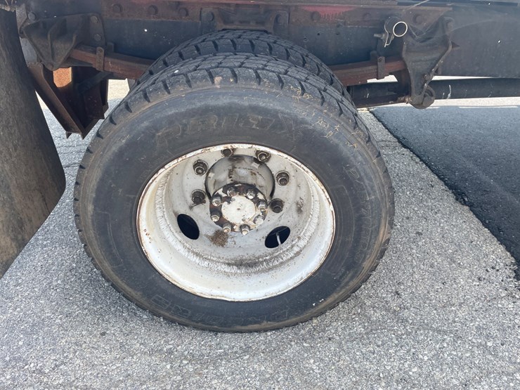2003-international-durastar-4300-image-36