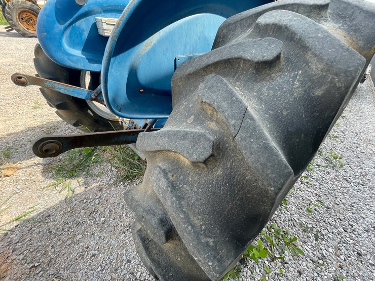 ford-3000-image-17