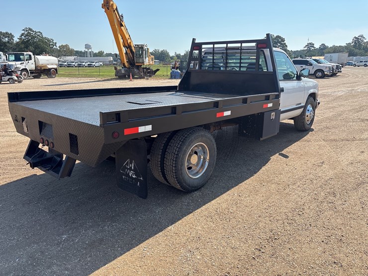 1999-chevrolet-c3500-image-3