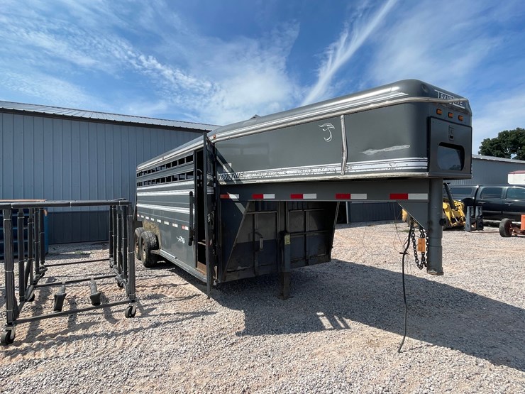 #2081-•-travelite-18'-gooseneck-cattle-trailer-(no-title)-image-3