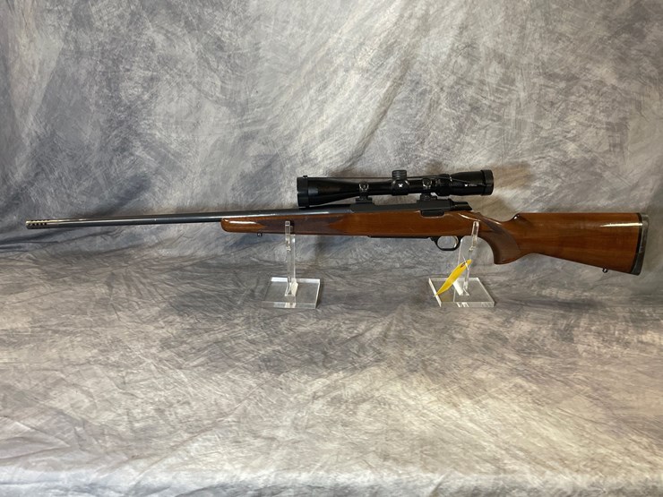 #3042-•-browning-a-bolt,-300-win.-mag.-cal.-rifle,-sn:-27707nz717-image-2