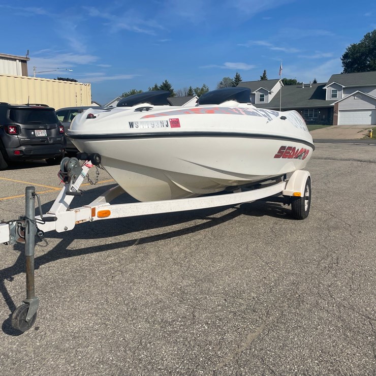 #1612 • 1998 Sea Doo Jet Boat (No Title) (OF)