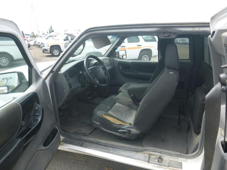 2010-ford-ranger-image-5