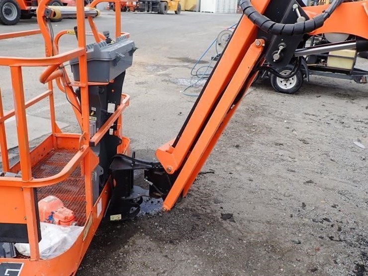 2018-jlg-450aj-image-8