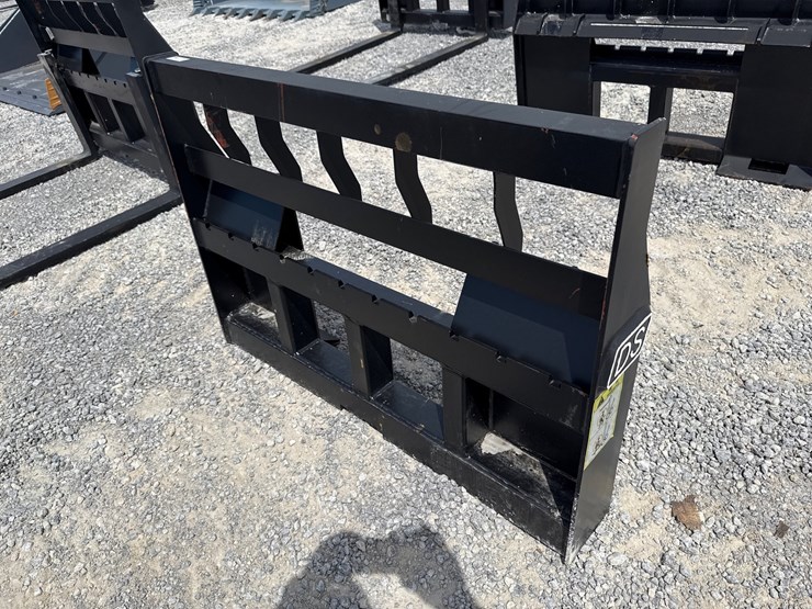 #23-•-ds-fork-frame-image-1