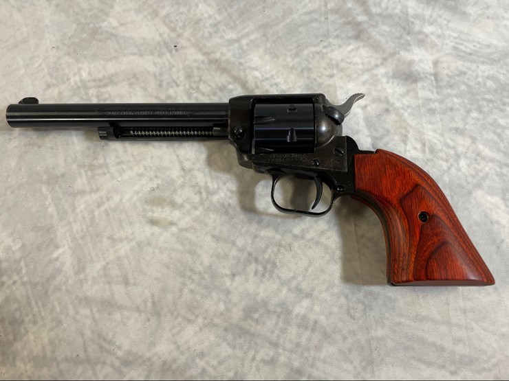 #3094-•-heritage-rough-rider,-22-lr,-revolver,-sn:-1bh192440-image-2