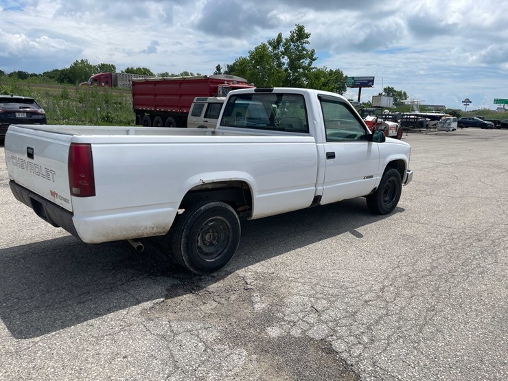 1996-chevrolet-silverado-1500-image-4