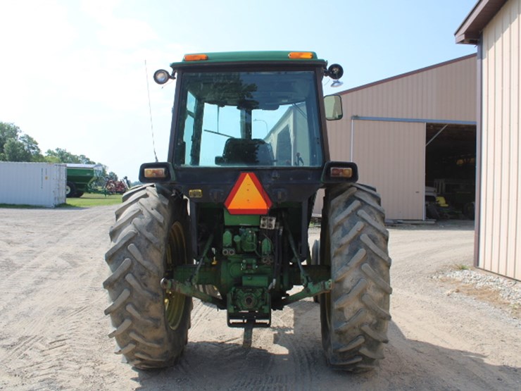 john-deere-4040-image-17