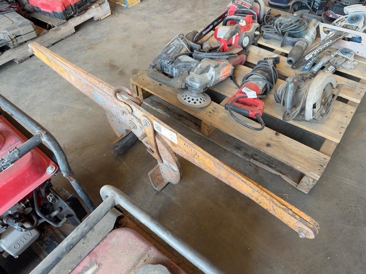 caldwell-lifting-clamp-image-4