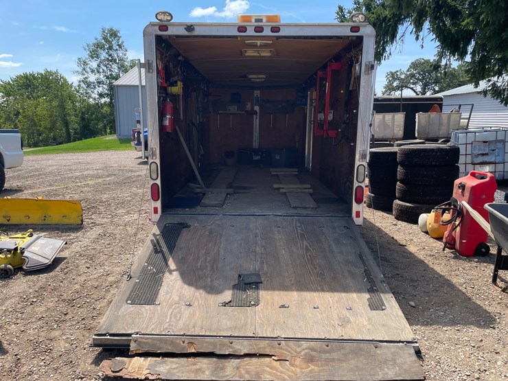 #1147-•-2007-triton-18'-aluminum-enclosed-trailer,-(has-wi-title)-image-5