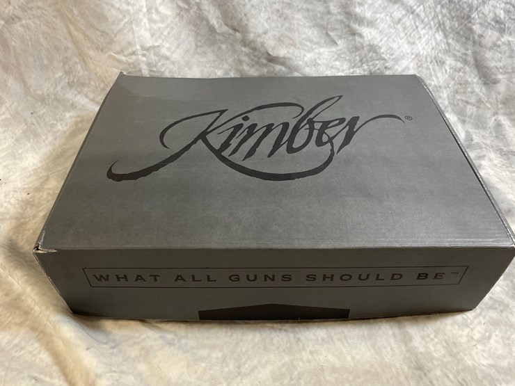 #3082-•-kimber-stainless-lightweight,-45-acp-cal.-pistol,-sn:-ky084379-image-18