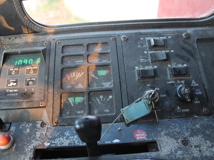 case-ih-1688-image-54