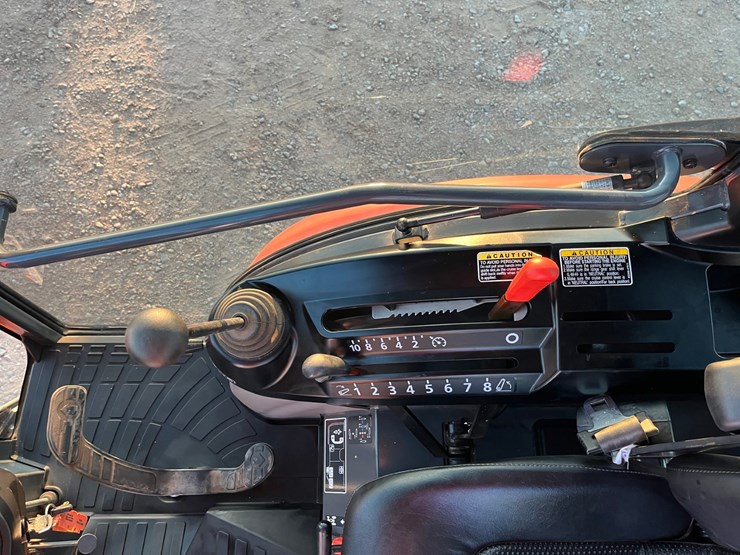 2022-kubota-l3560-image-16