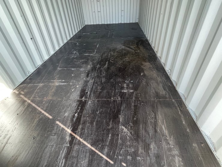 #1632-•-20'-shipping-container-(of)-image-10