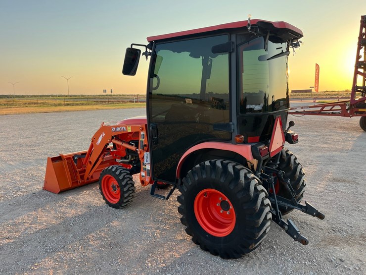 2022-kubota-l3560-image-12