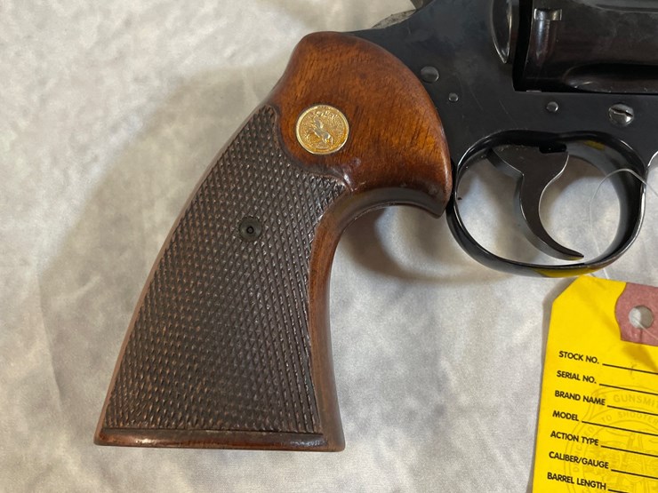 #2005-•-colt-python,-.357-mag.-cal.-revolver,-sn:-e11165-image-3