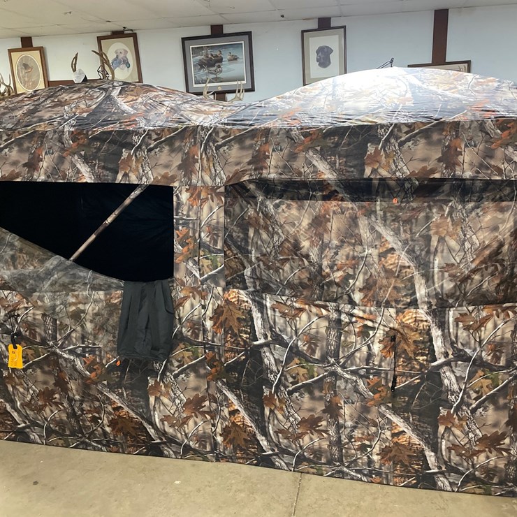 #2007 • Thunderbay 6 Man Pop Up Hunting Blind