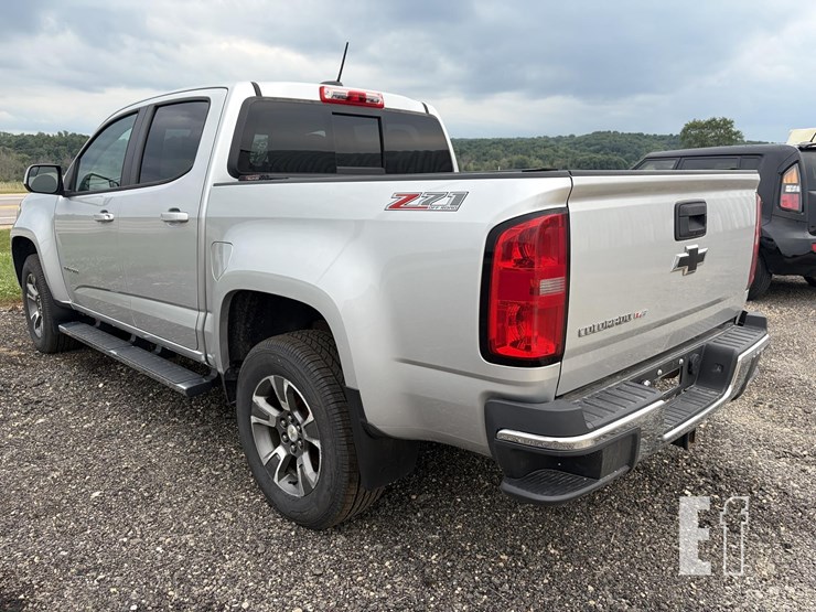 2017-chevrolet-colorado-image-3