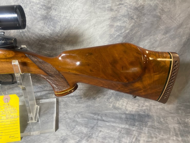 #3038-•-weatherby-mark-v-deluxe,-300-wby-mag-cal.-rifle,-sn:-h63497-image-8