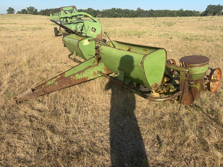 john-deere-corn-planter-image-3