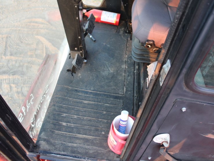 case-ih-1688-image-52