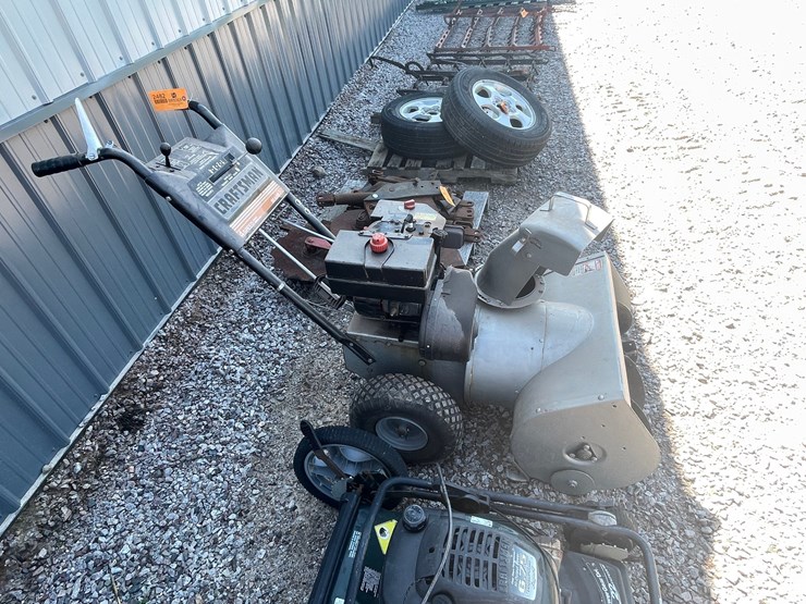 #2482-•-craftsman-7/26-snow-blower-image-3