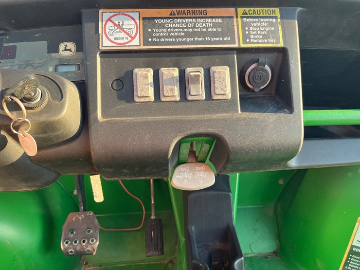 2004-john-deere-gator-image-12