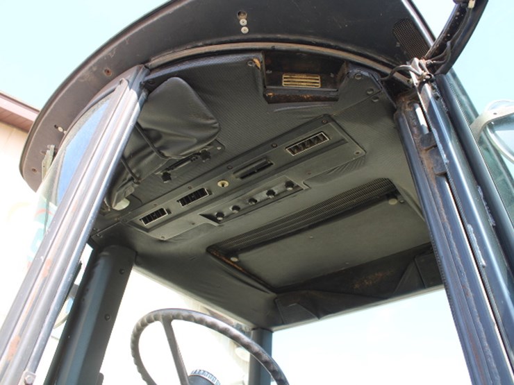 john-deere-4040-image-27