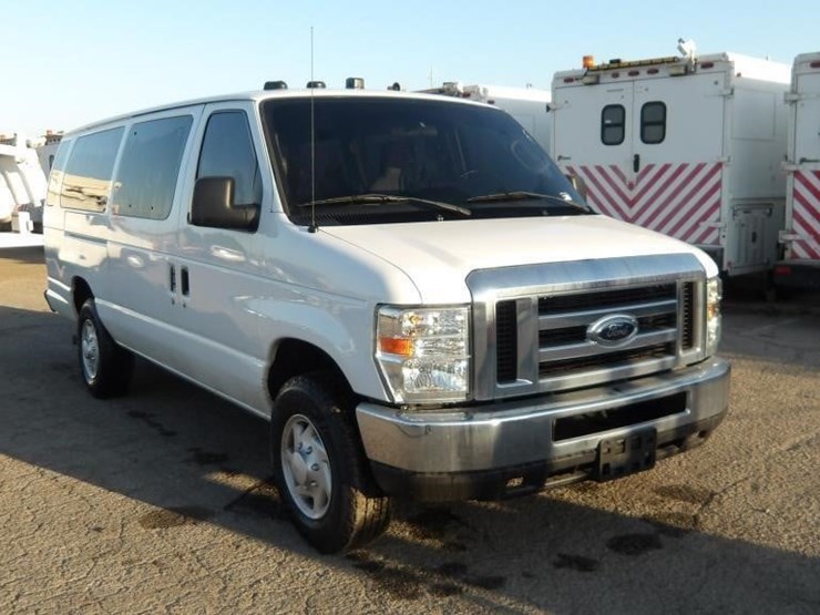 2009-ford-e350-image-2