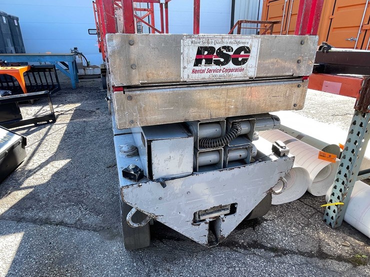 #1625-•-mec-2033-scissor-lift-(o4)-image-3