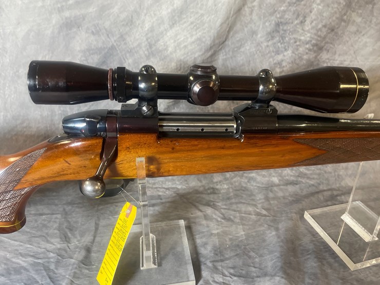 #3038-•-weatherby-mark-v-deluxe,-300-wby-mag-cal.-rifle,-sn:-h63497-image-4