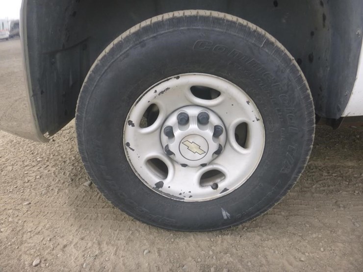 2007-chevrolet-2500-image-15