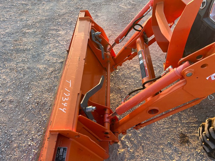 2022-kubota-l3560-image-3