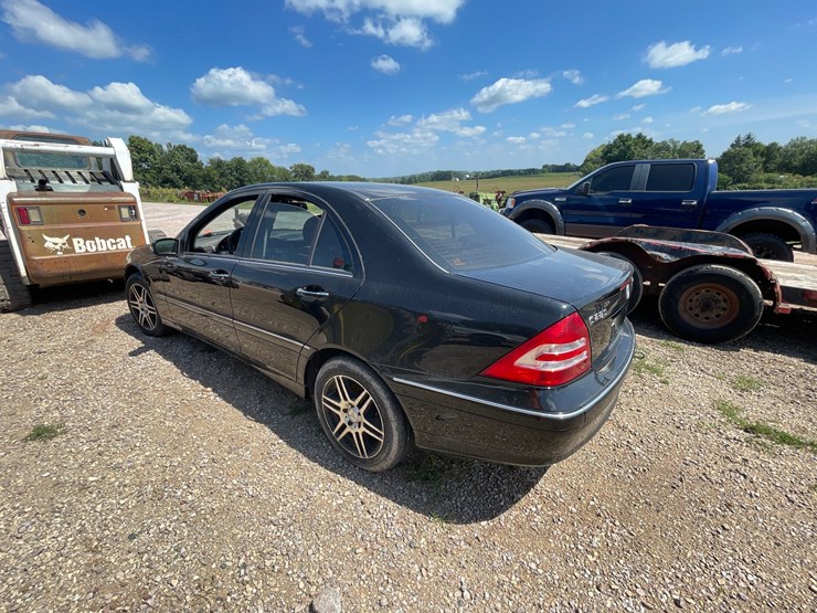#1142-•-2007-mercedes-benz-c280-sedan,-(no-title)-image-7